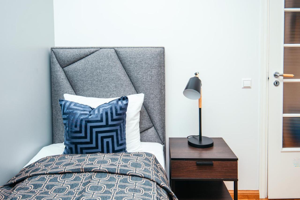 Tallinn City Apartments Freedom Square Esterno foto